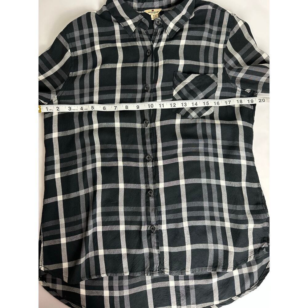 Woolrich Size Medium Black White Plaid Button Down Soft Nylon Long Sleeve Shirt - Picture 5 of 7